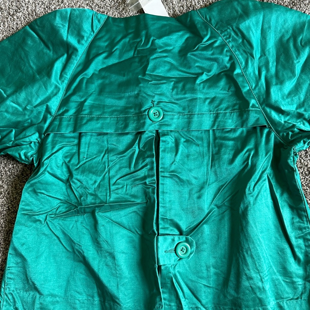 Beautiful Jacket - Picture 3 of 3
